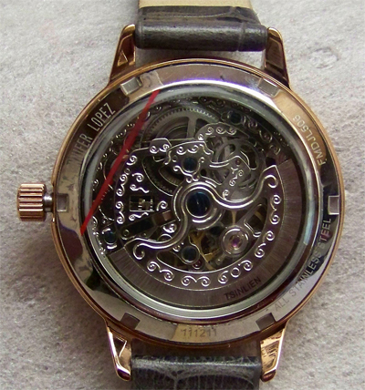 jloautocaseback.jpg jloautocaseback.jpg