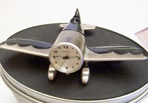 slwairplanedskclckwavedwing270.jpg slwairplanedskclckwavedwing270.jpg
